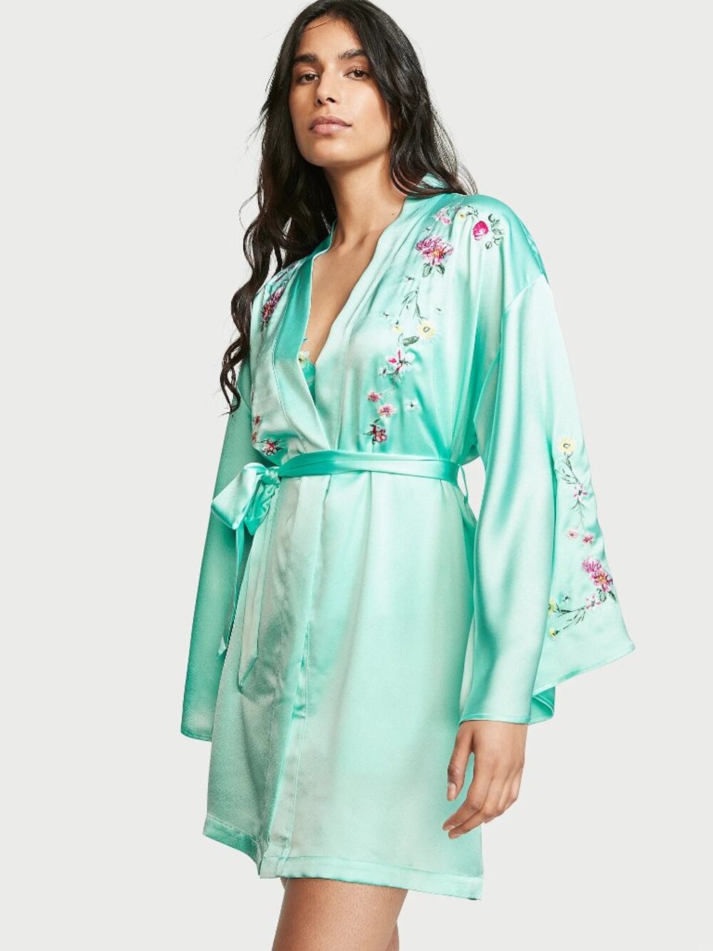 RARE! Victoria's Secret Floral Embroidery Kimono Robe Size M/L